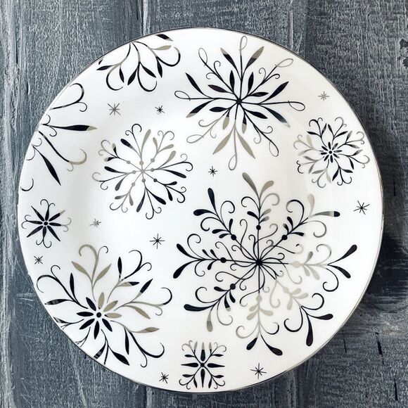 Pottery Barn Silver Snowflake Ceramic Plate Tray - Picture 1 of 4